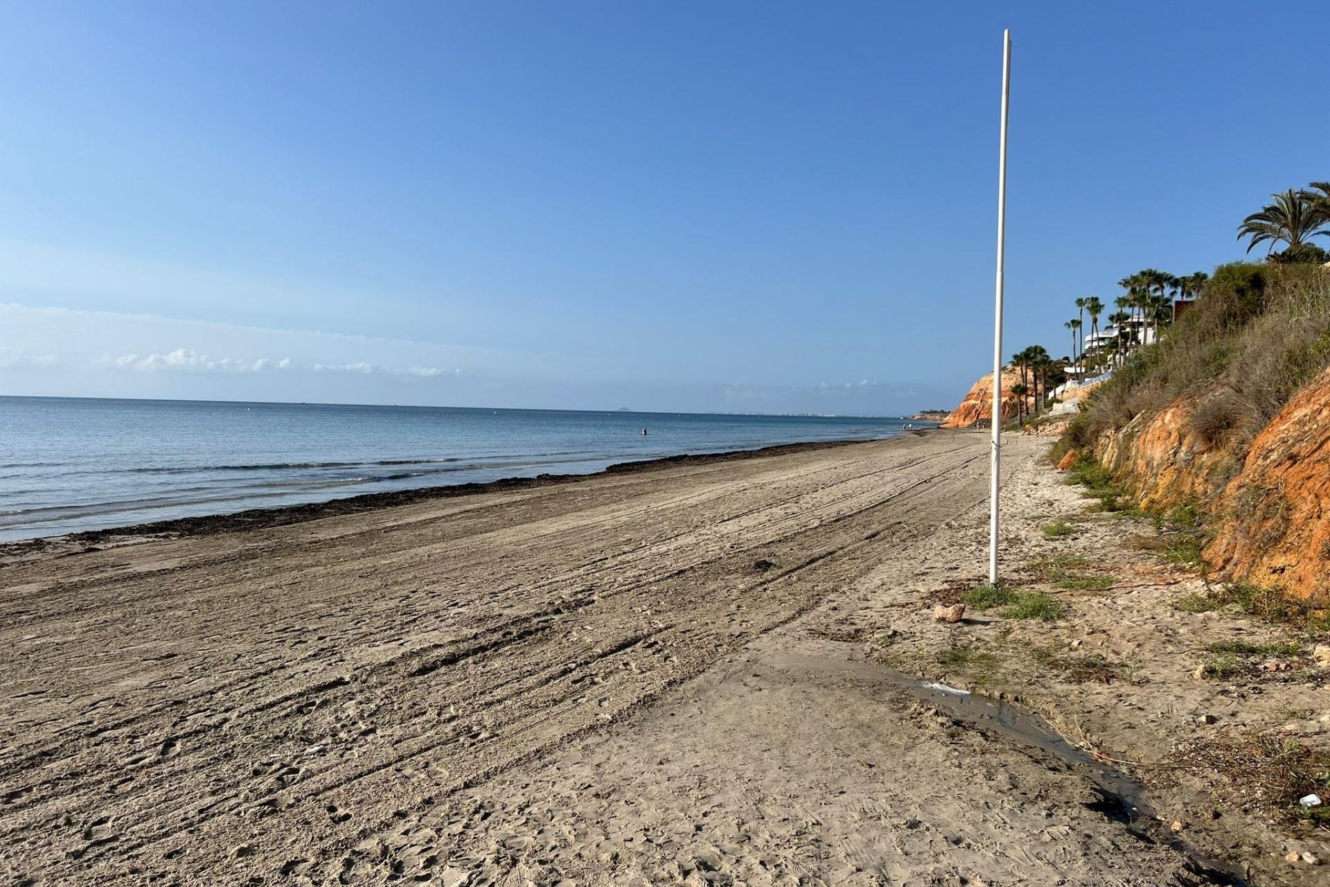 Revente - Villa -
Orihuela Costa - Campoamor