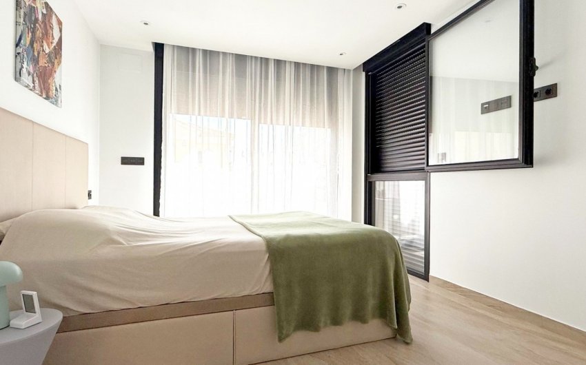 Revente - Villa -
Orihuela Costa - Costa Blanca