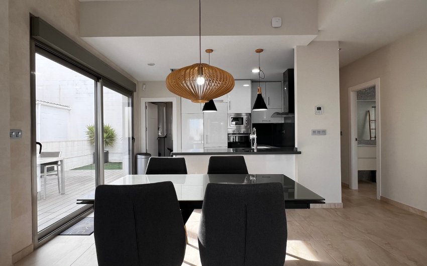 Revente - Villa -
Orihuela Costa - Costa Blanca
