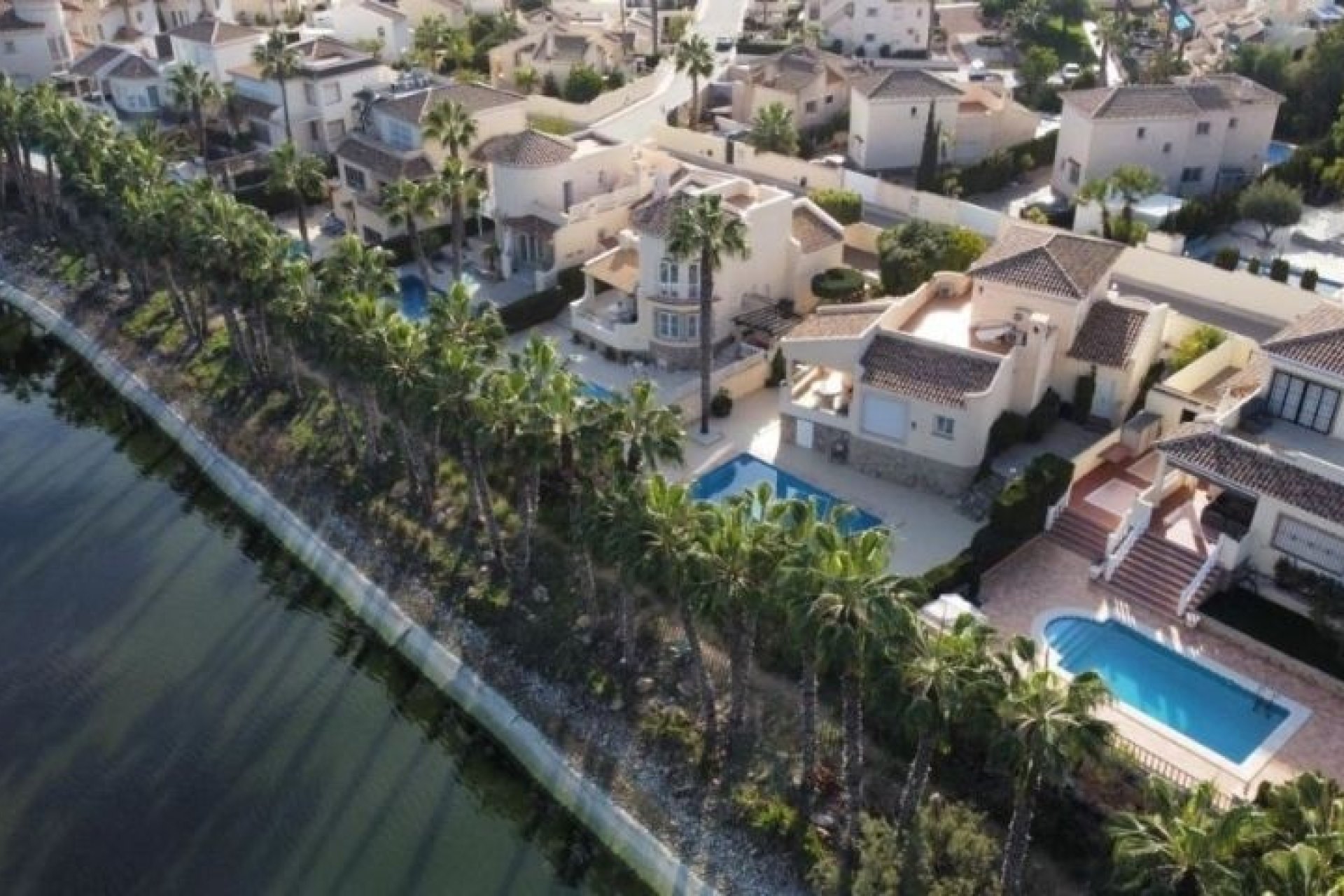 Revente - Villa -
Orihuela Costa - Costa Blanca