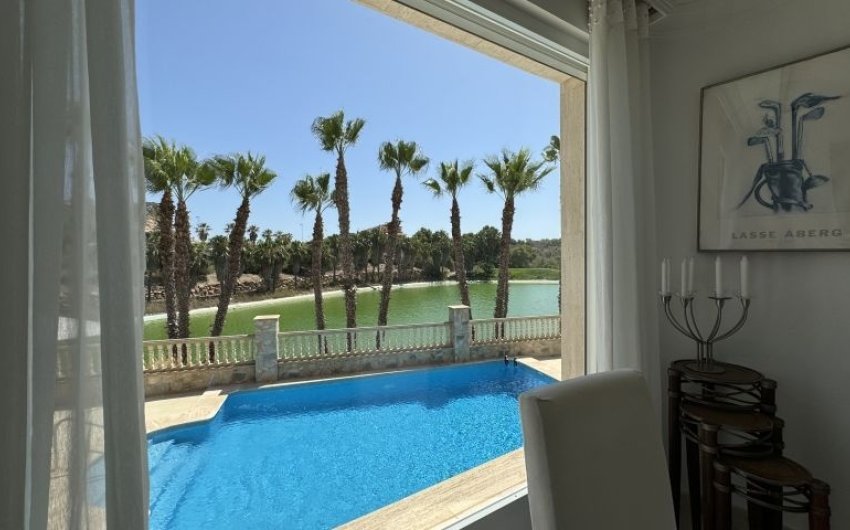 Revente - Villa -
Orihuela Costa - Costa Blanca