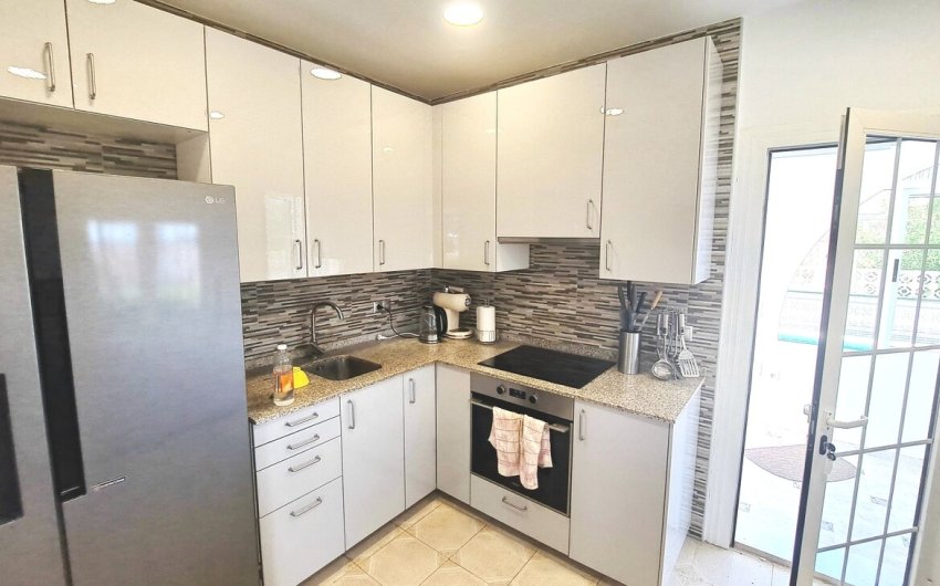 Revente - Villa -
Orihuela Costa - Costa Blanca