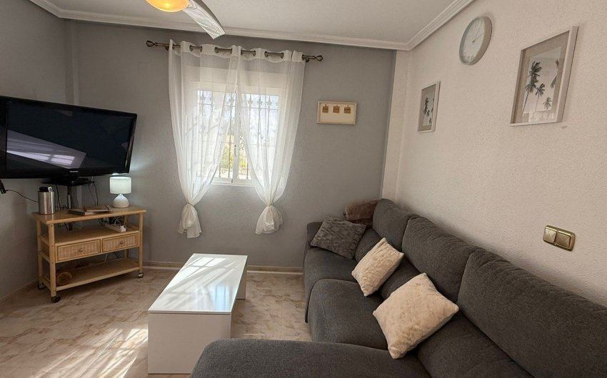 Revente - Villa -
Orihuela Costa - Costa Blanca