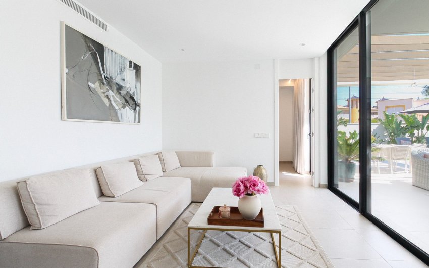Revente - Villa -
Orihuela Costa - Costa Blanca