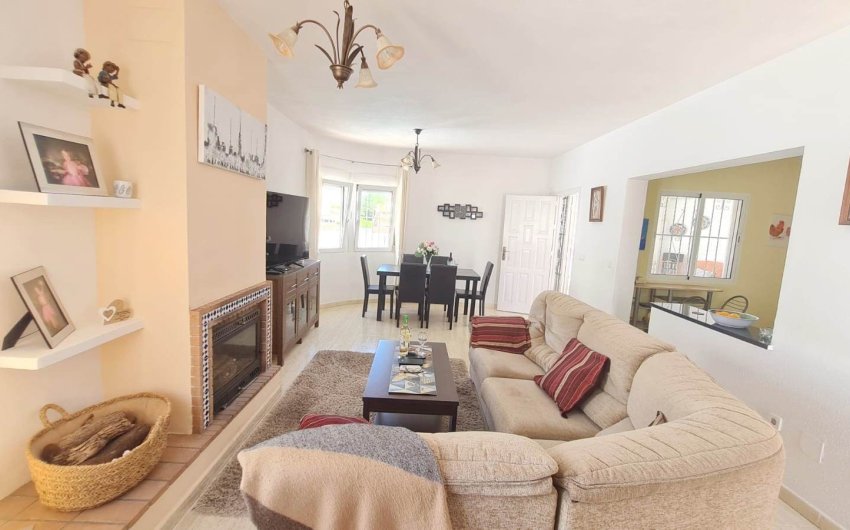 Revente - Villa -
Orihuela Costa - Costa Blanca