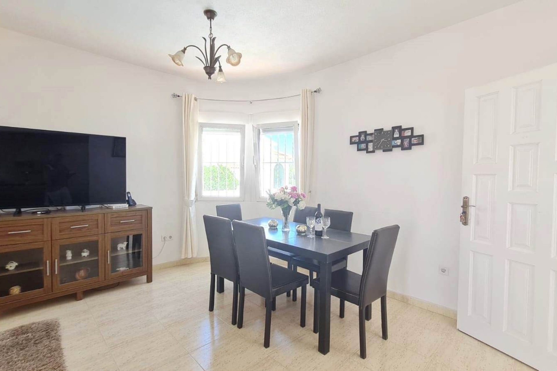 Revente - Villa -
Orihuela Costa - Costa Blanca