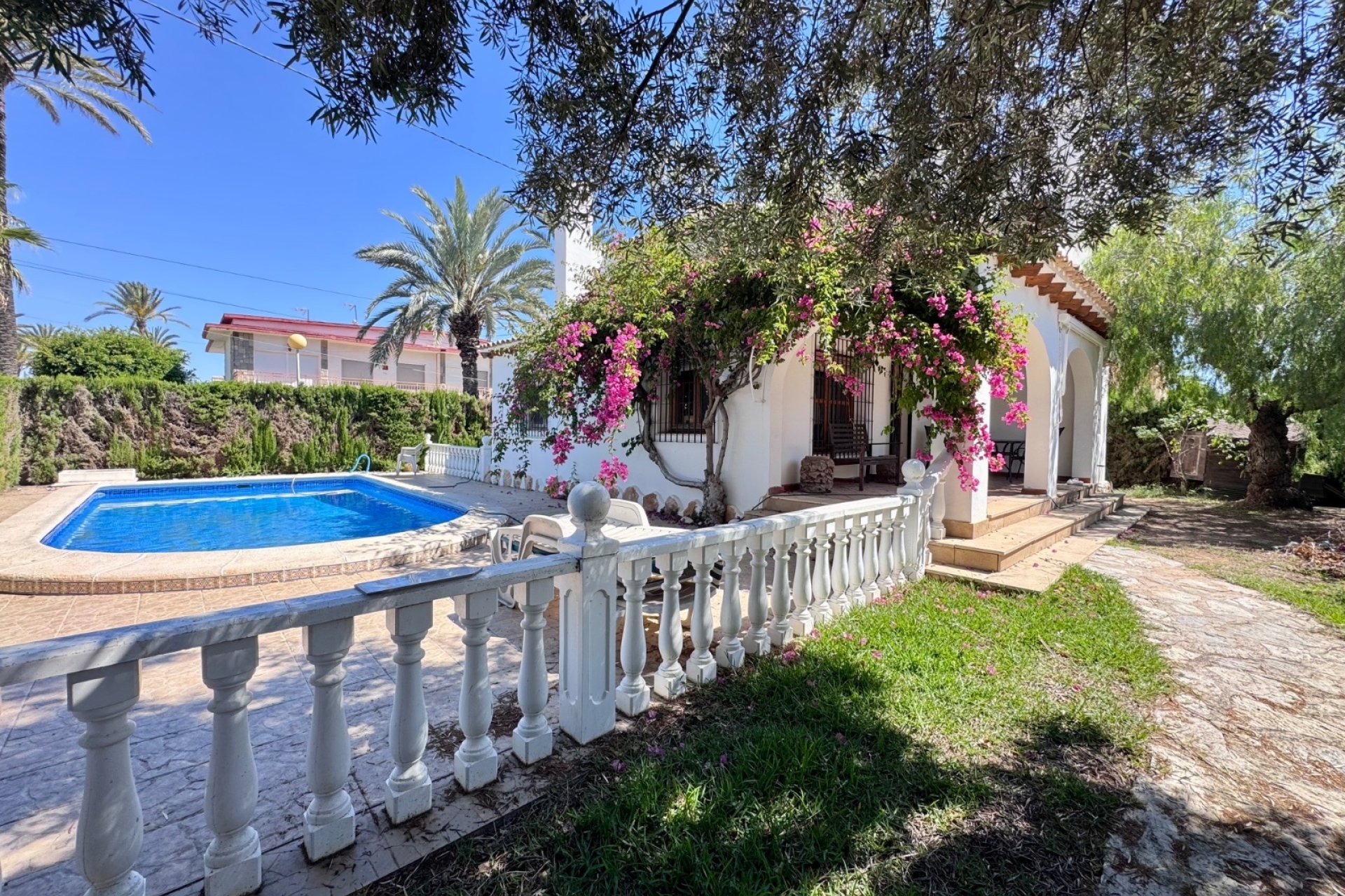 Revente - Villa -
Orihuela Costa - Costa Blanca