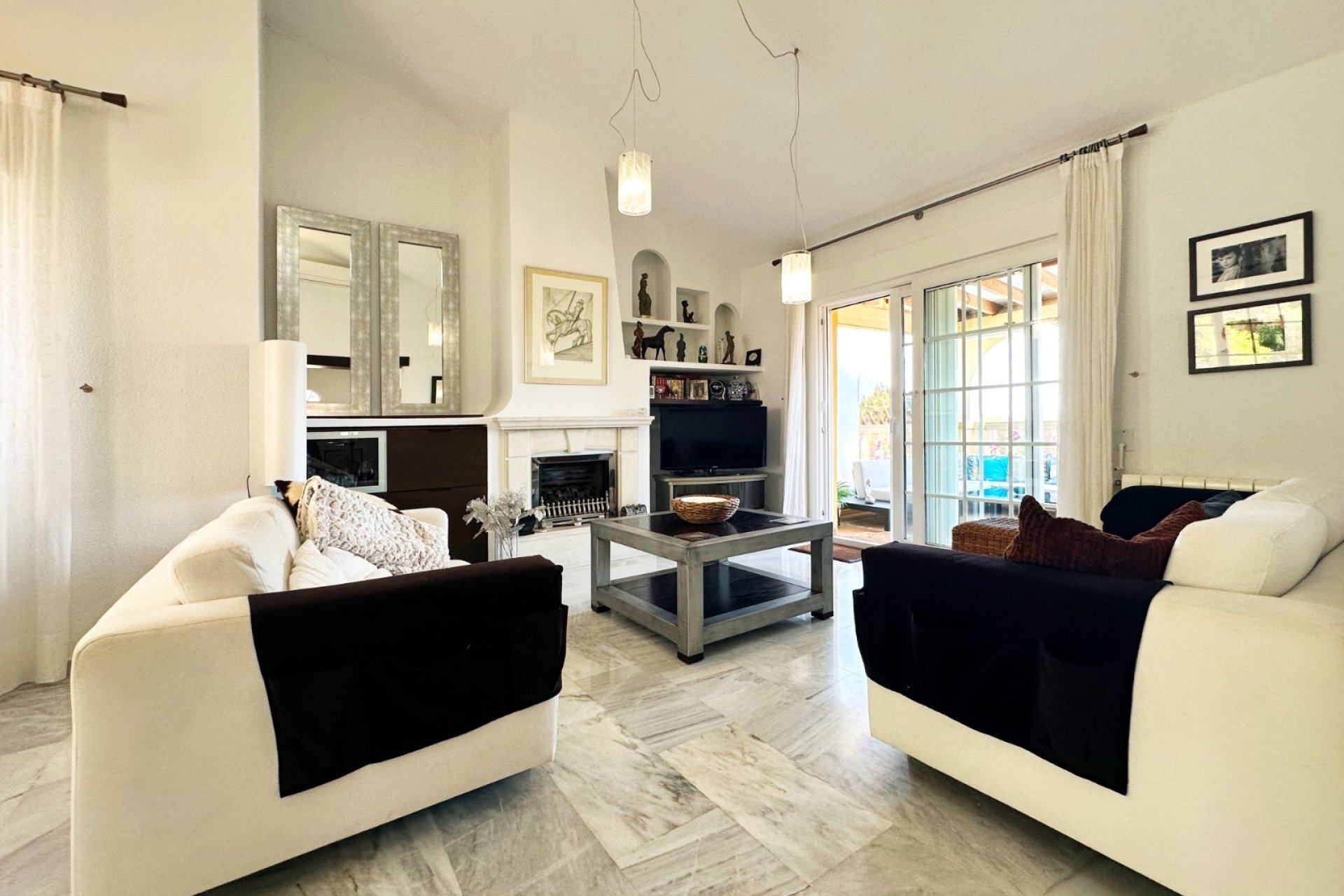 Revente - Villa -
Orihuela Costa - Costa Blanca