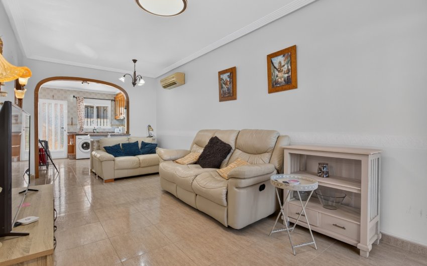 Revente - Villa -
Orihuela Costa - Costa Blanca