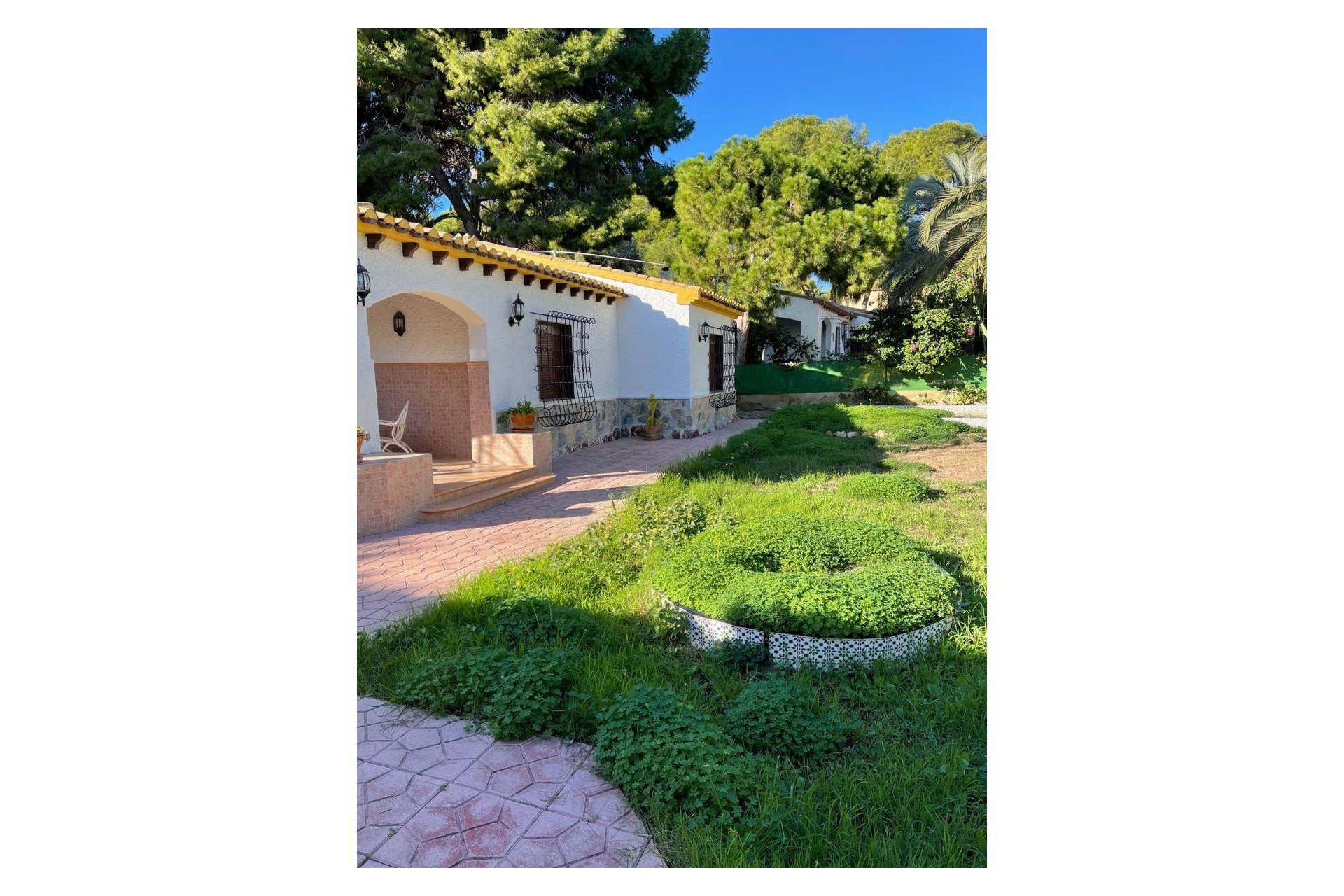 Revente - Villa -
Orihuela Costa - Costa Blanca