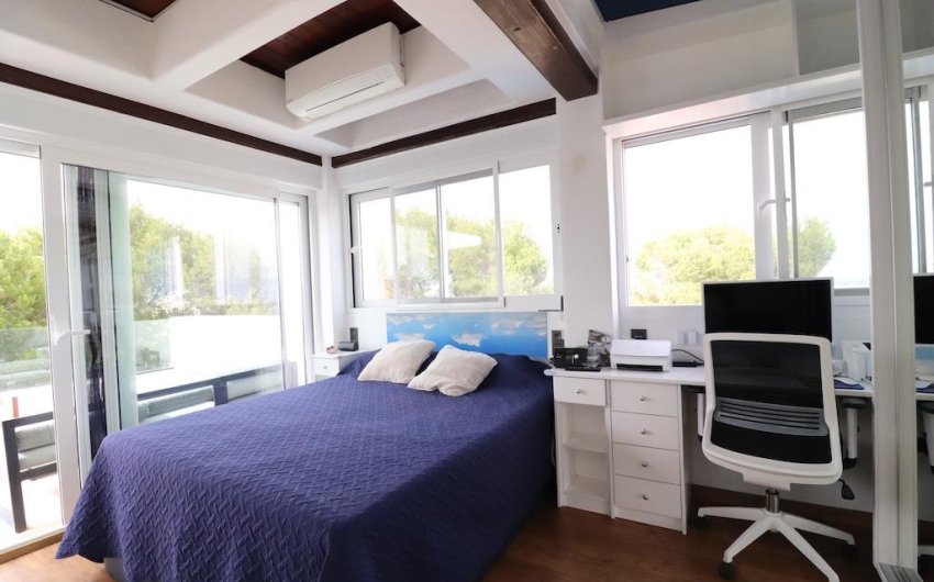 Revente - Villa -
Orihuela Costa - Costa Blanca