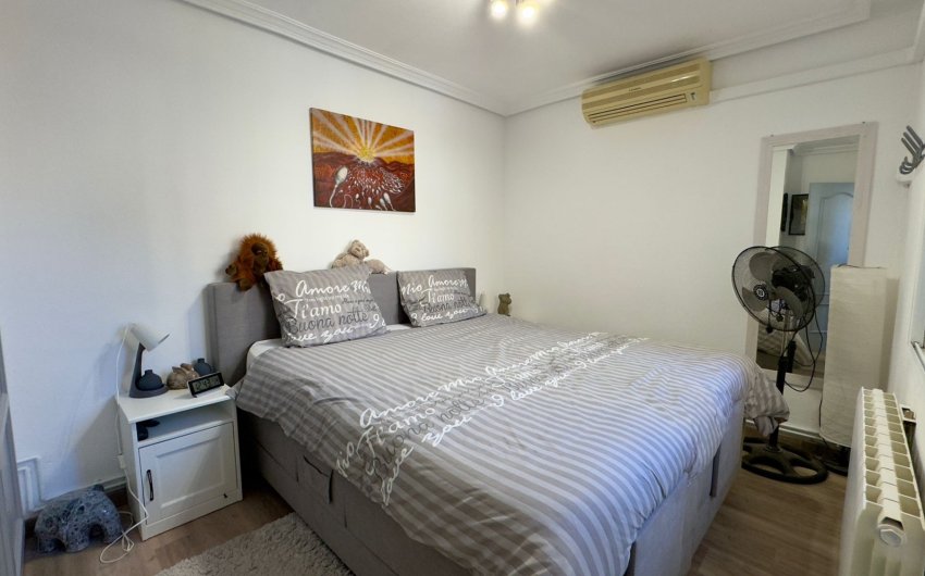 Revente - Villa -
Orihuela Costa - Costa Blanca