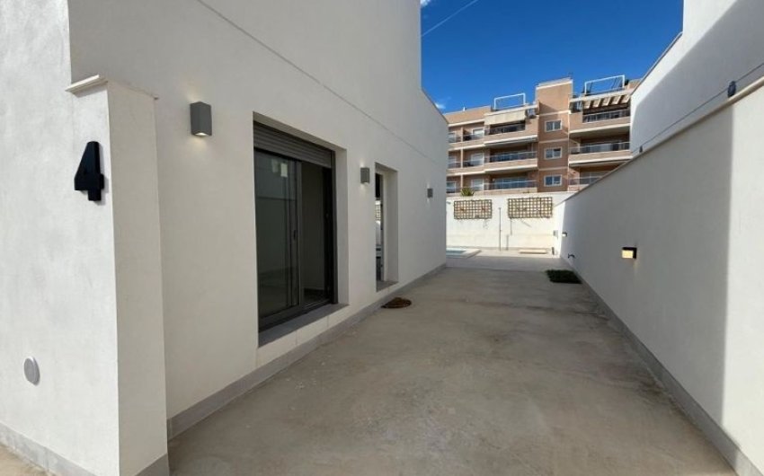 Revente - Villa -
Orihuela Costa - Costa Blanca