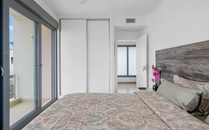 Revente - Villa -
Orihuela Costa - Costa Blanca