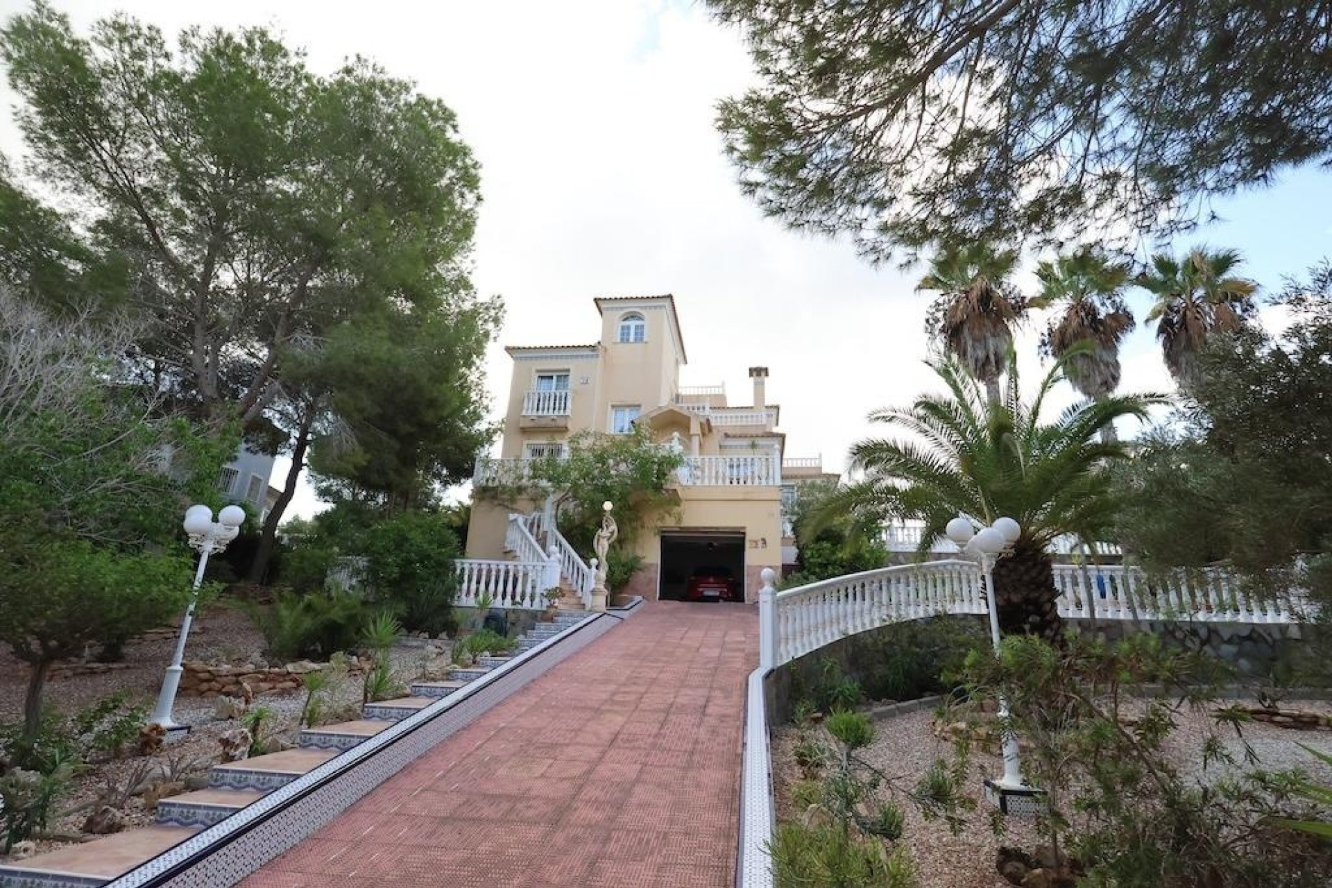 Revente - Villa -
Orihuela Costa - Costa Blanca