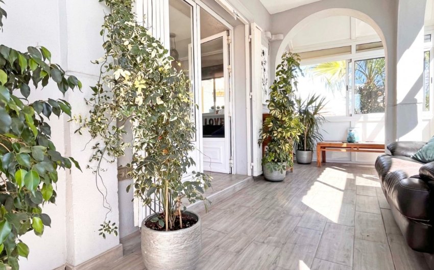 Revente - Villa -
Orihuela Costa - Costa Blanca