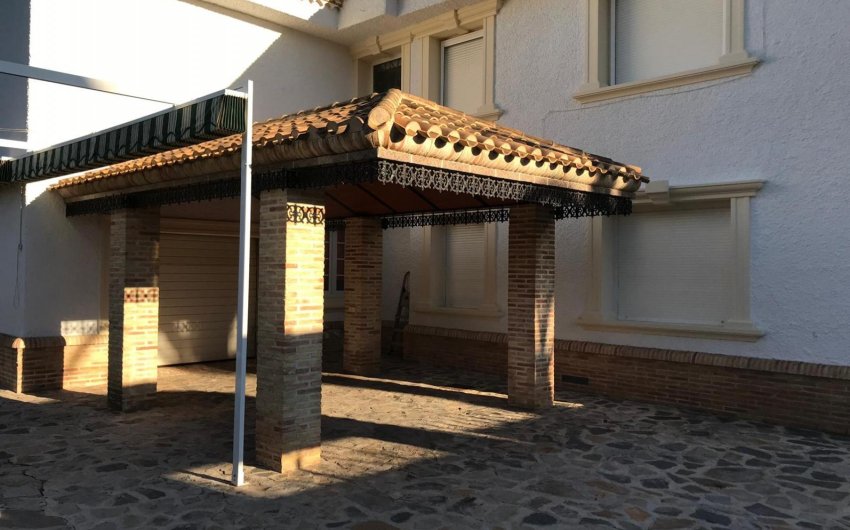 Revente - Villa -
Orihuela Costa - Costa Blanca