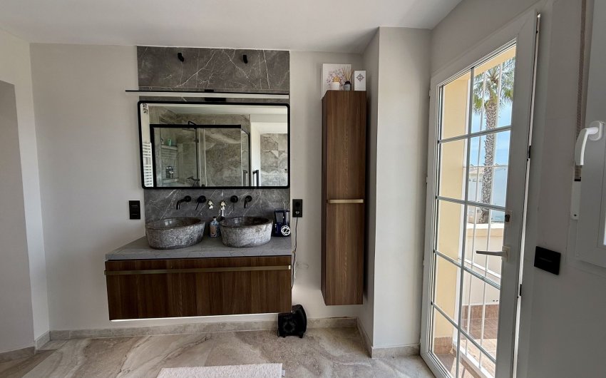 Revente - Villa -
Orihuela Costa - Costa Blanca