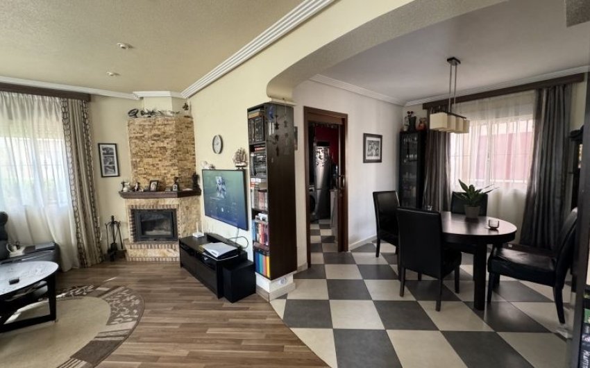 Revente - Villa -
Orihuela Costa - Costa Blanca