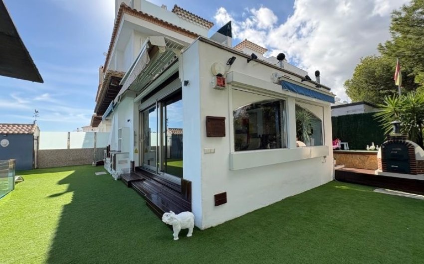 Revente - Villa -
Orihuela Costa - Costa Blanca