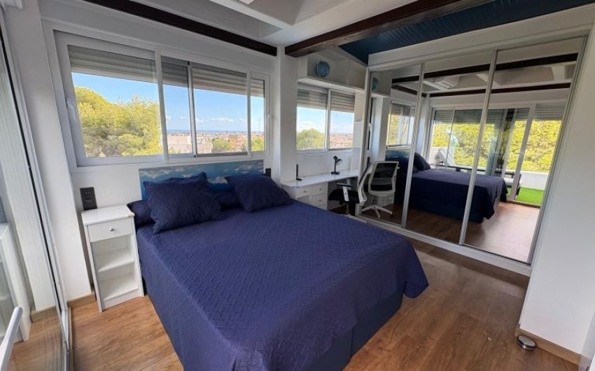 Revente - Villa -
Orihuela Costa - Costa Blanca