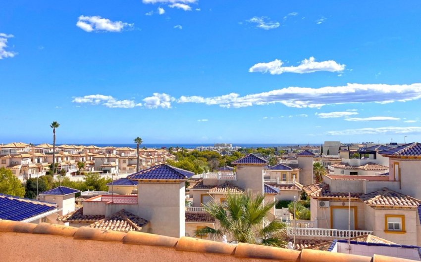 Revente - Villa -
Orihuela Costa - Costa Blanca