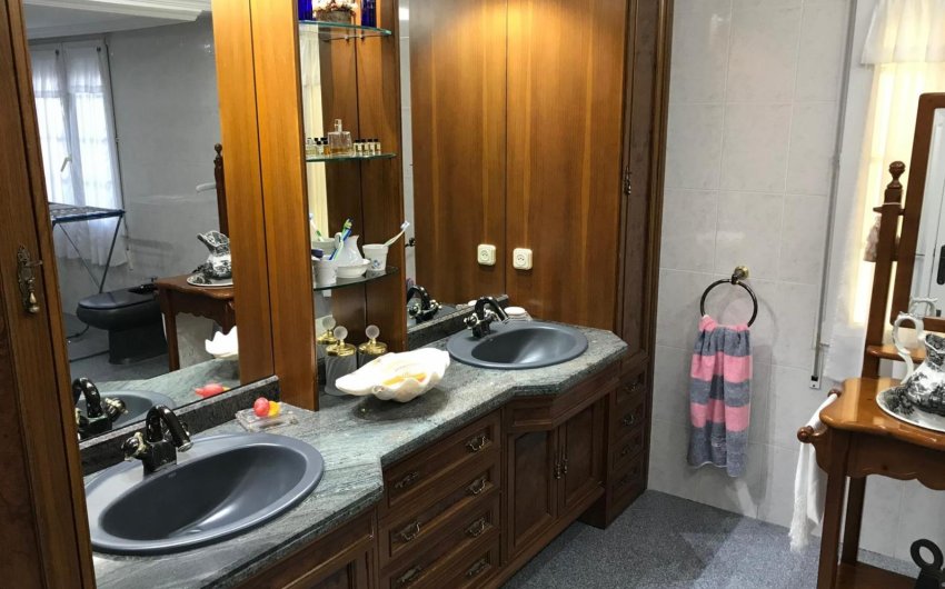 Revente - Villa -
Orihuela Costa - Costa Blanca
