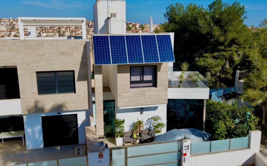 Revente - Villa -
Orihuela Costa - Costa Blanca