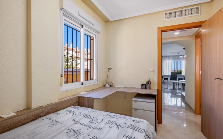 Revente - Villa -
Orihuela Costa - Costa Blanca