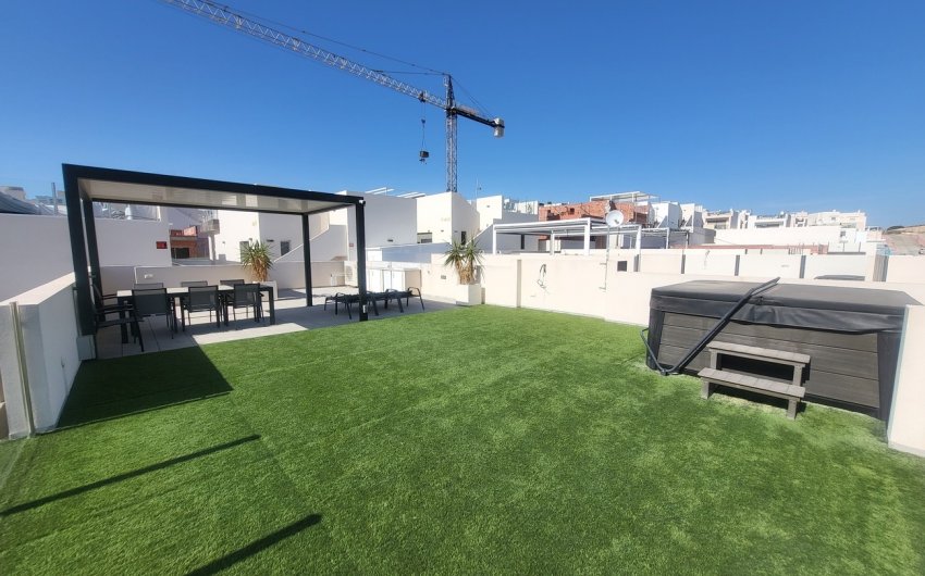 Revente - Villa -
Orihuela Costa - Costa Blanca