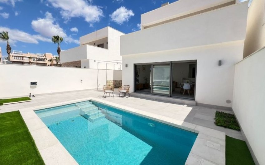 Revente - Villa -
Orihuela Costa - Costa Blanca