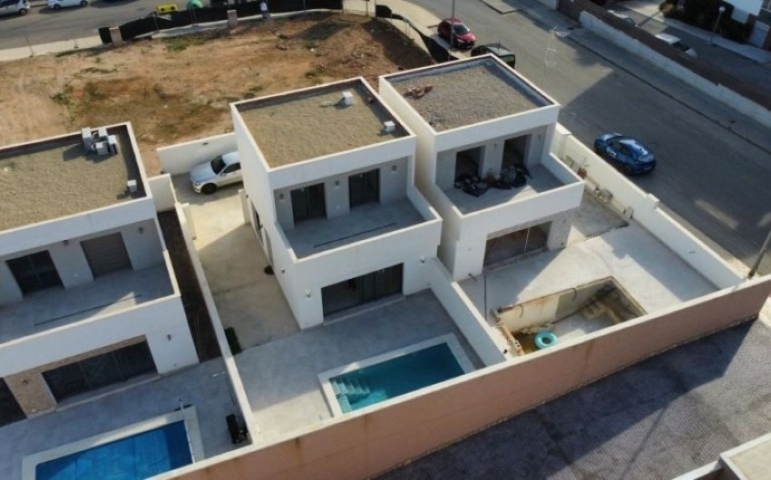 Revente - Villa -
Orihuela Costa - Costa Blanca