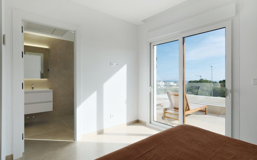 Revente - Villa -
Orihuela Costa - Costa Blanca