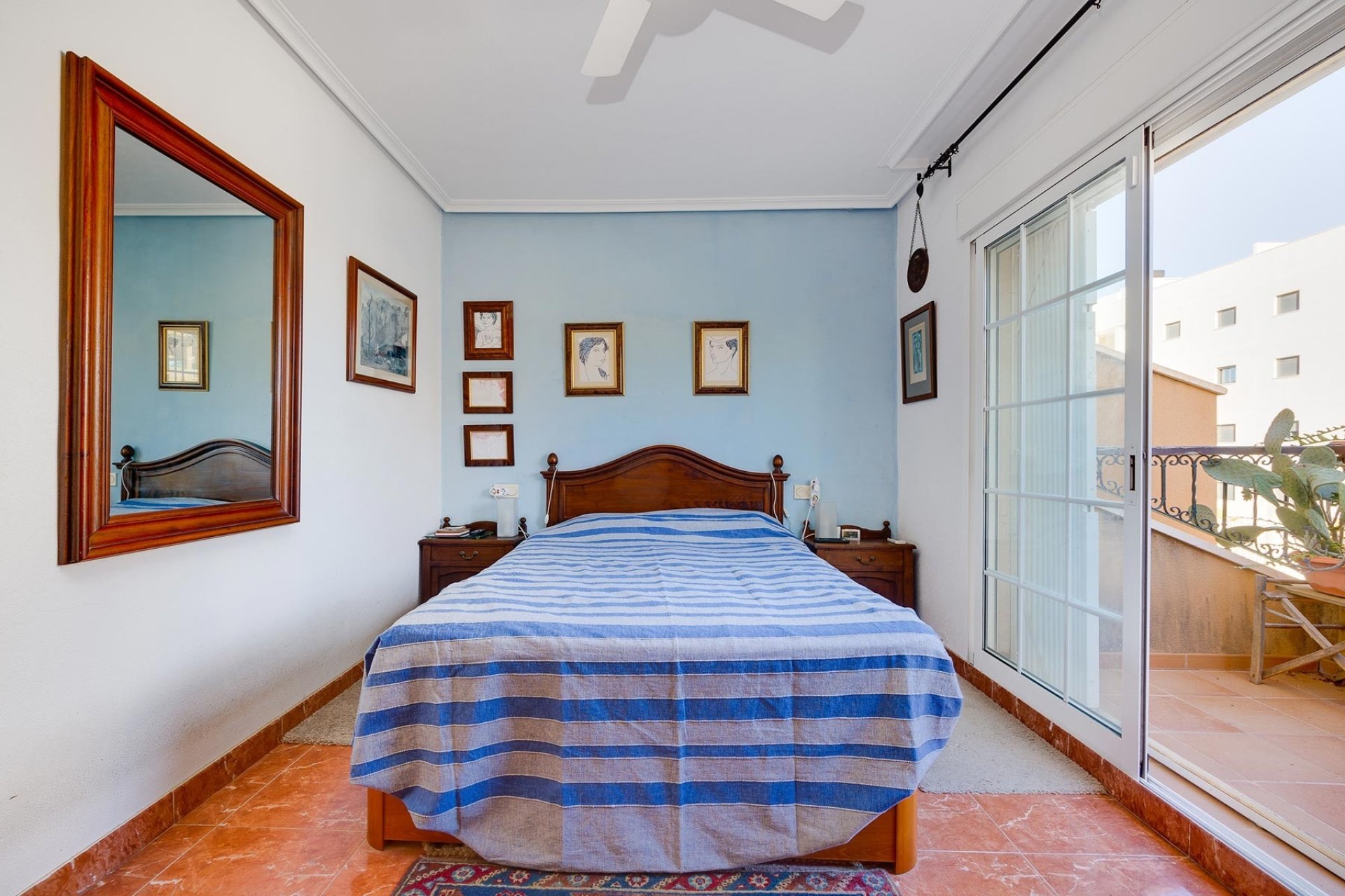 Revente - Villa -
Orihuela Costa - Costa Blanca