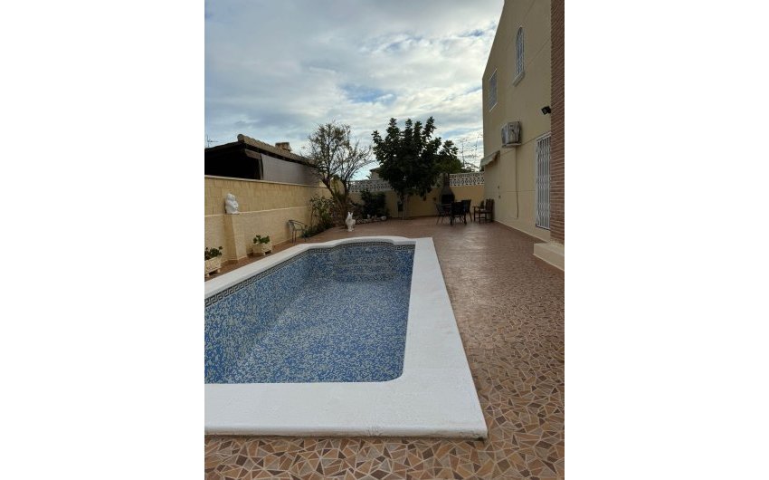 Revente - Villa -
Orihuela Costa - Costa Blanca