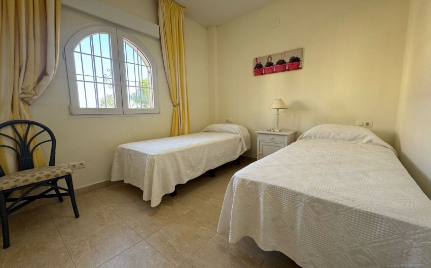 Revente - Villa -
Orihuela Costa - Costa Blanca