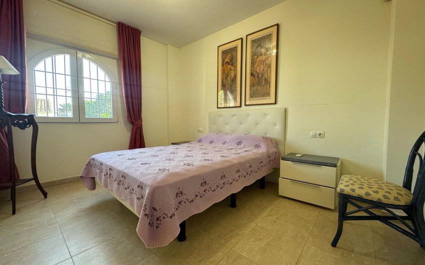 Revente - Villa -
Orihuela Costa - Costa Blanca