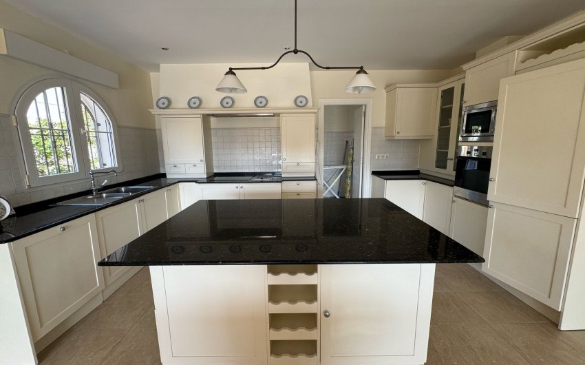 Revente - Villa -
Orihuela Costa - Costa Blanca