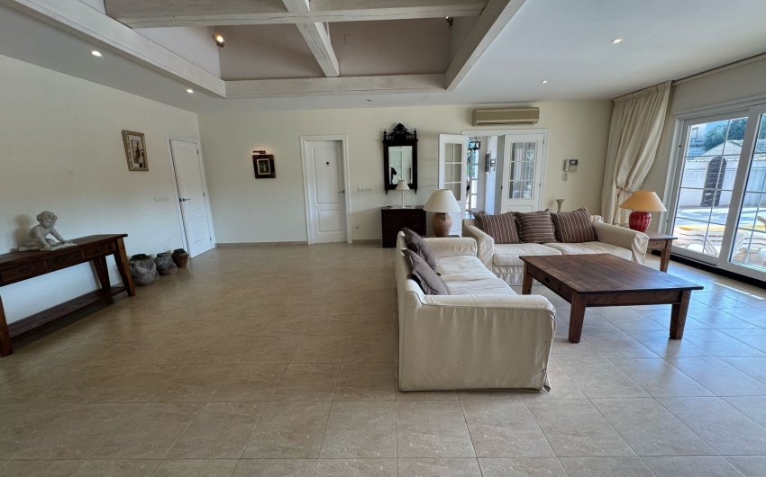 Revente - Villa -
Orihuela Costa - Costa Blanca