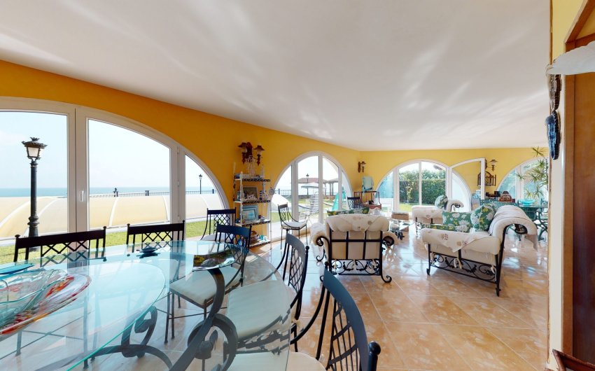 Revente - Villa -
Orihuela Costa - Costa Blanca