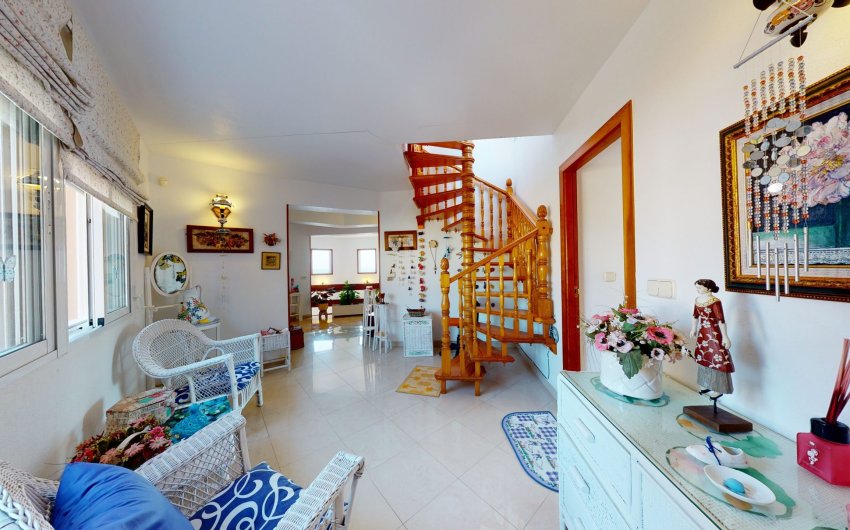 Revente - Villa -
Orihuela Costa - Costa Blanca