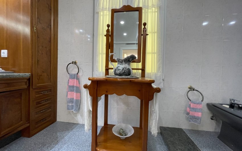 Revente - Villa -
Orihuela Costa - Costa Blanca