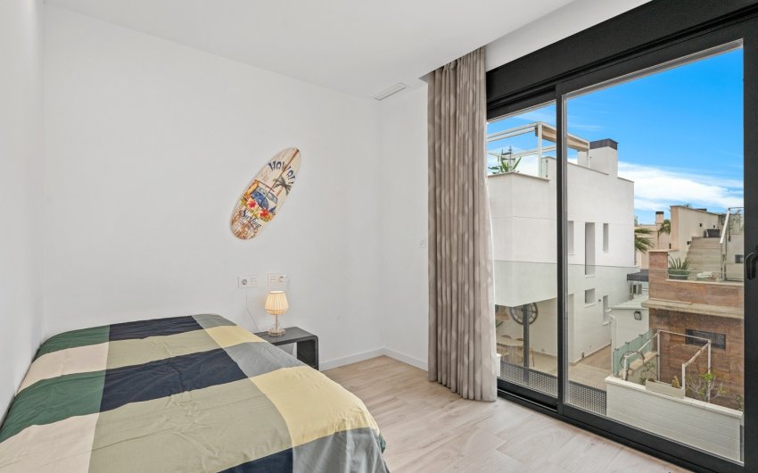 Revente - Villa -
Orihuela Costa - Costa Blanca