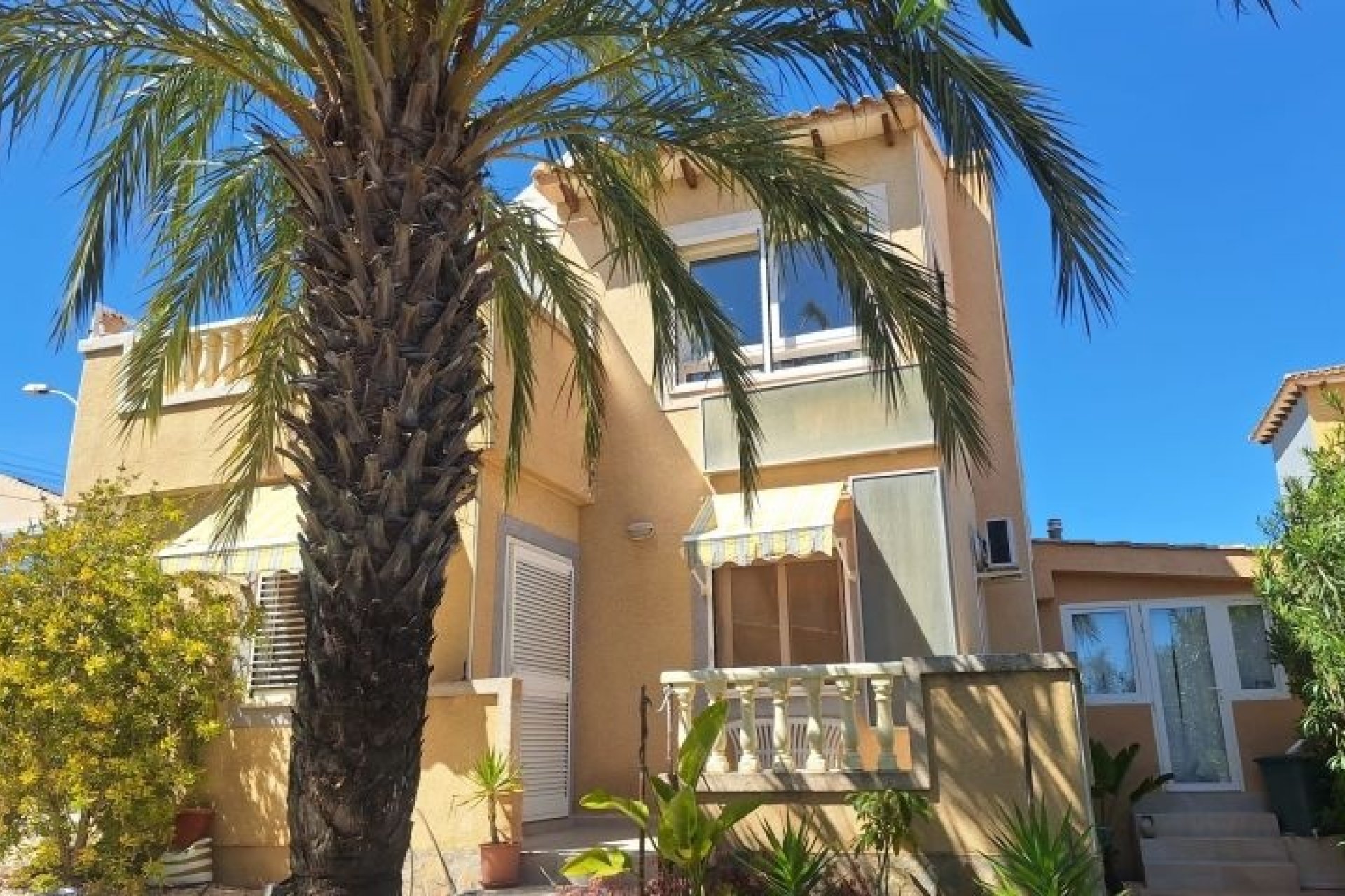 Revente - Villa -
Orihuela Costa - Costa Blanca