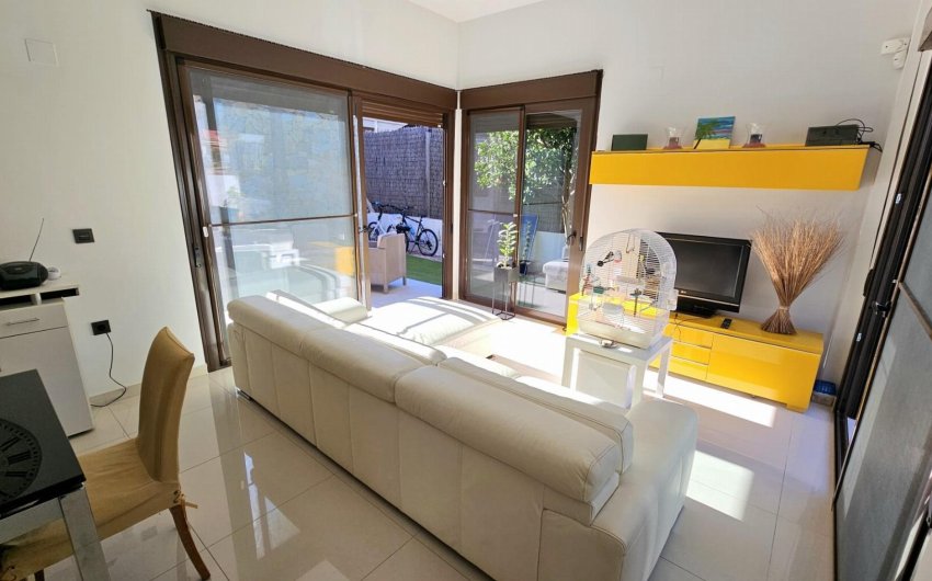 Revente - Villa -
Orihuela Costa - Costa Blanca