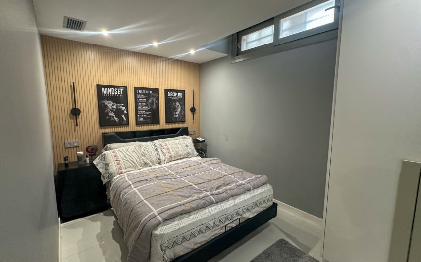 Revente - Villa -
Orihuela Costa - Costa Blanca