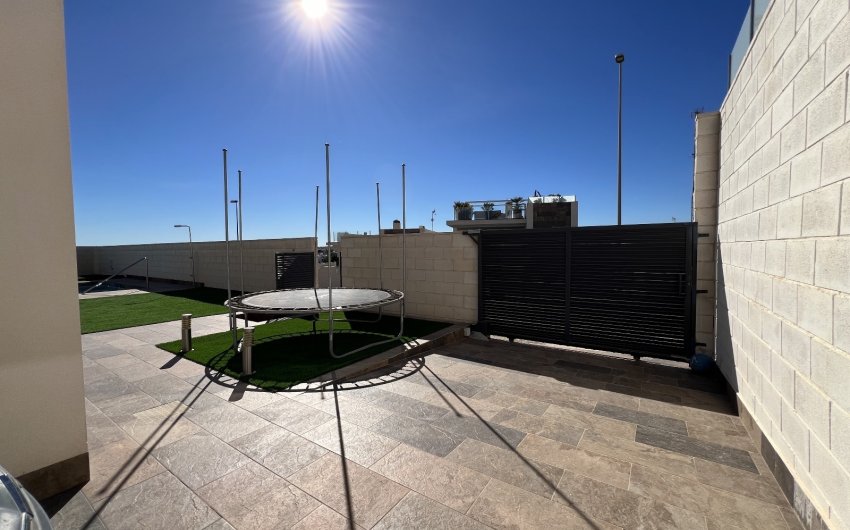 Revente - Villa -
Orihuela Costa - Costa Blanca
