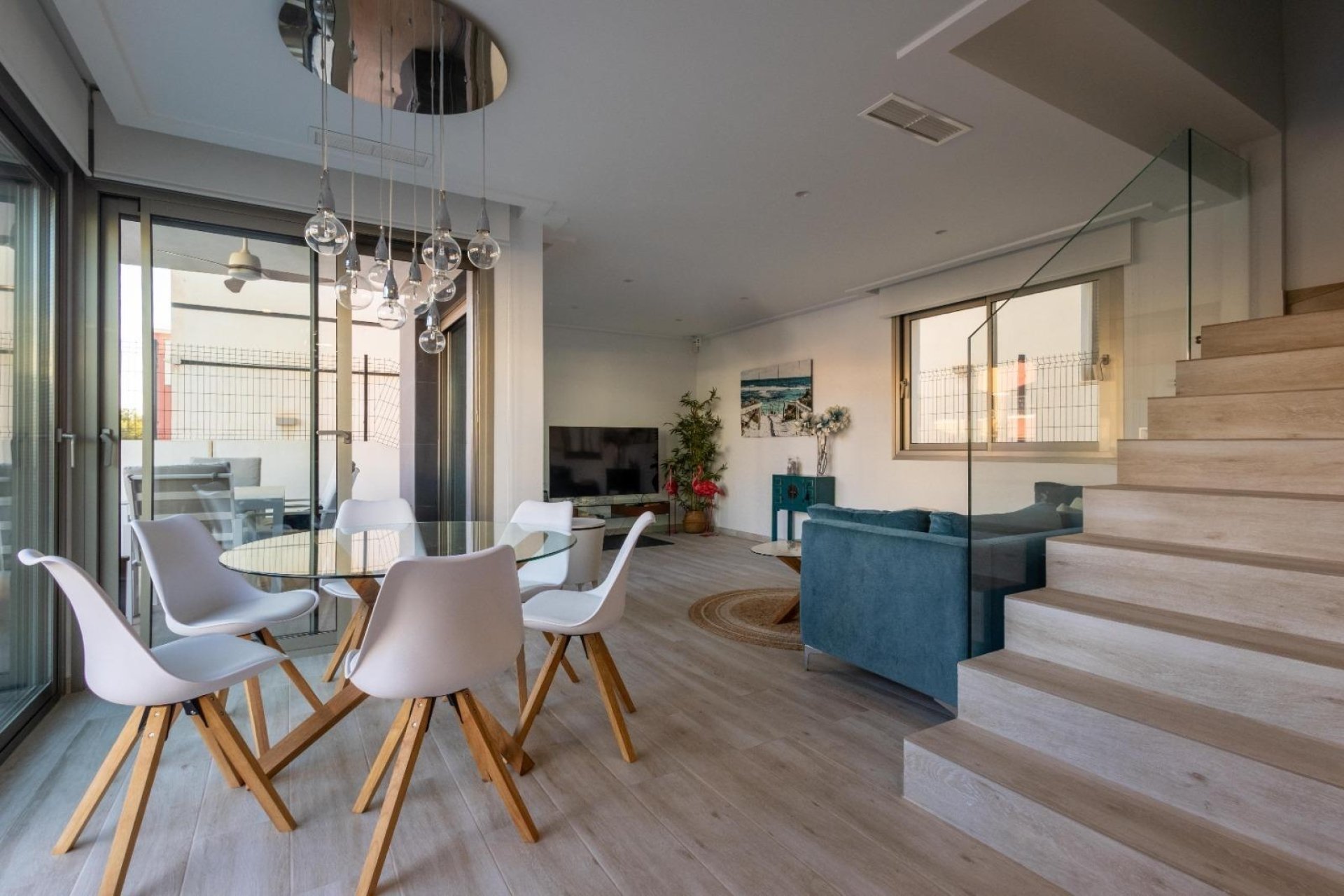 Revente - Villa -
Orihuela Costa - Costa Blanca