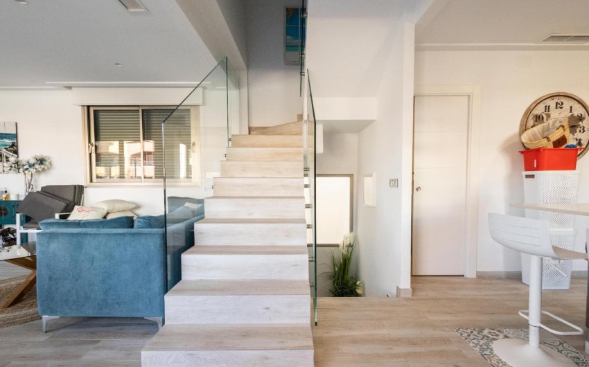 Revente - Villa -
Orihuela Costa - Costa Blanca