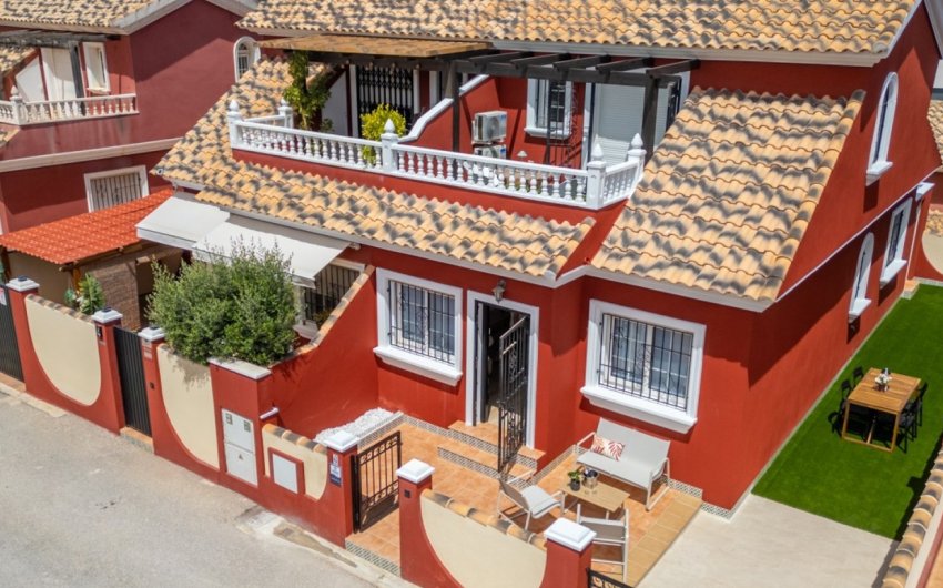 Revente - Villa -
Orihuela Costa - Costa Blanca